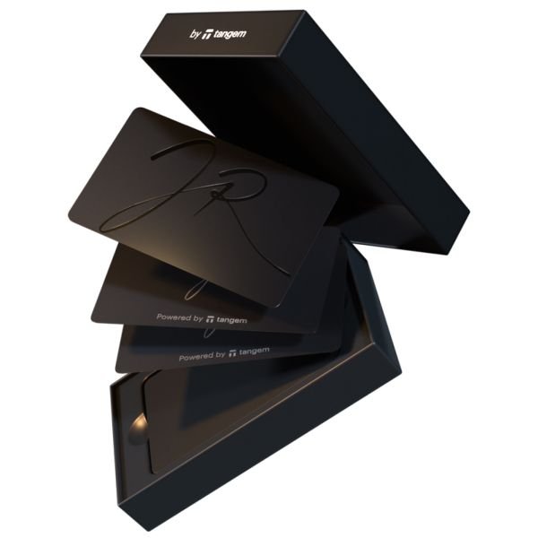 Криптокошелек Tangem Wallet 2.0 Julien Roman на 3 карты Черный