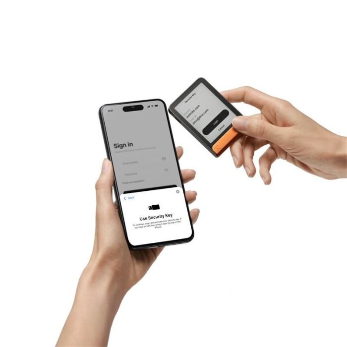 Криптокошелек Ledger Flex BTC Orange