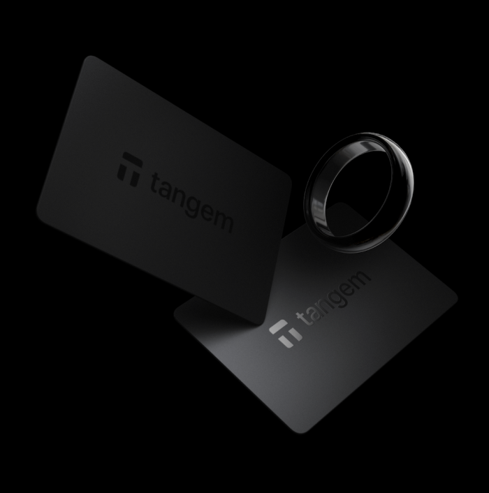 Криптокошелек Tangem Ring Wallet 2.0 набор из 2 карт и 1 кольца Черный