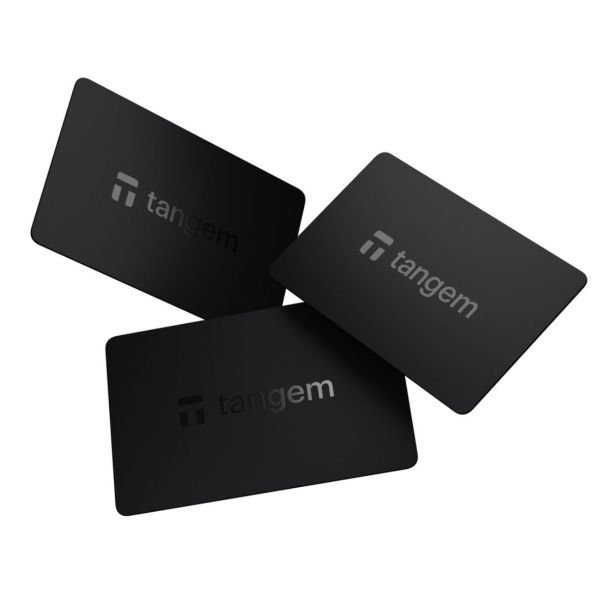 Криптокошелек Tangem Wallet 2.0 на 3 карты Черный