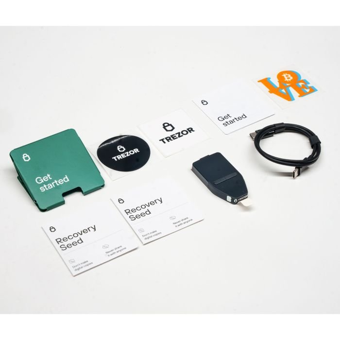 Криптокошелек Trezor Model Safe 3 Stellar Silver